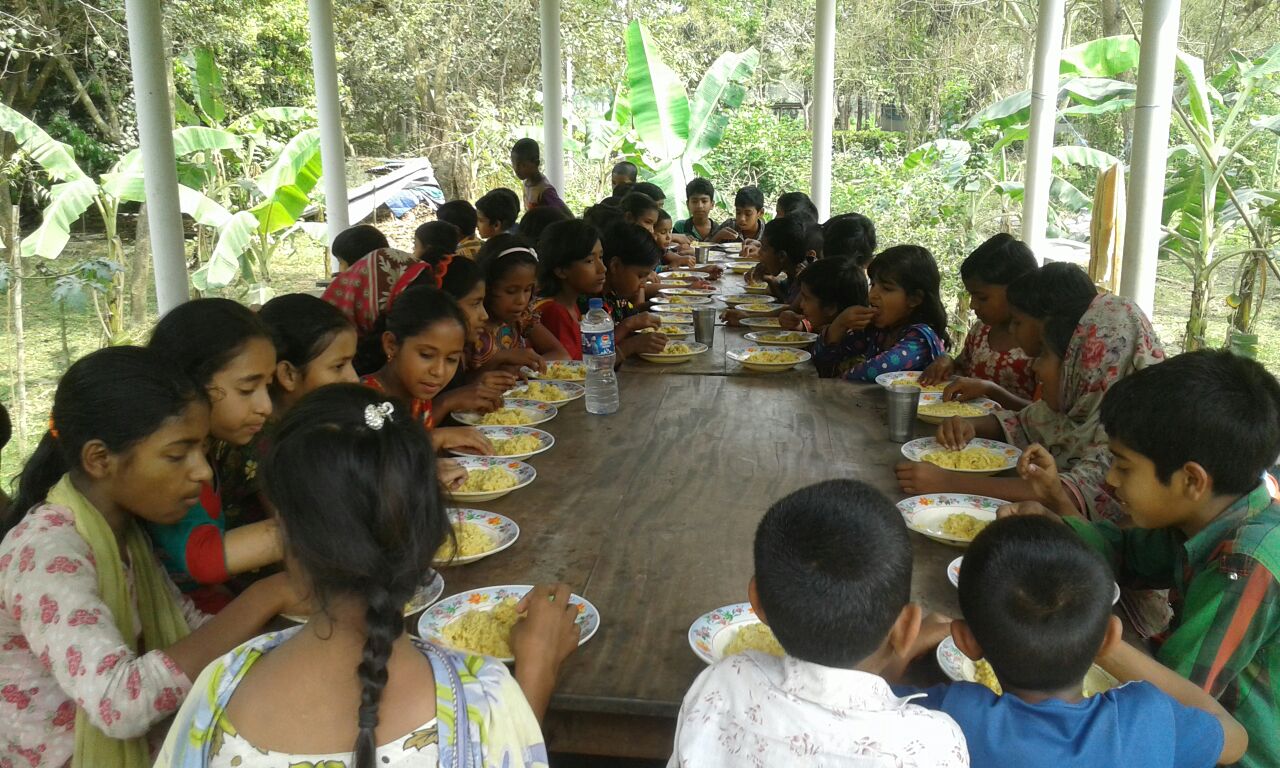 School Meal Program image 2